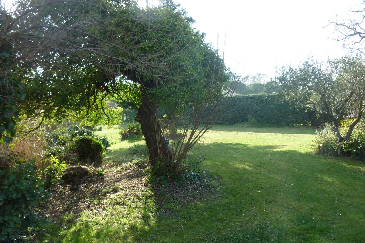 Le Fer En Ceze Bed and Breakfast Sabran Exteriör bild