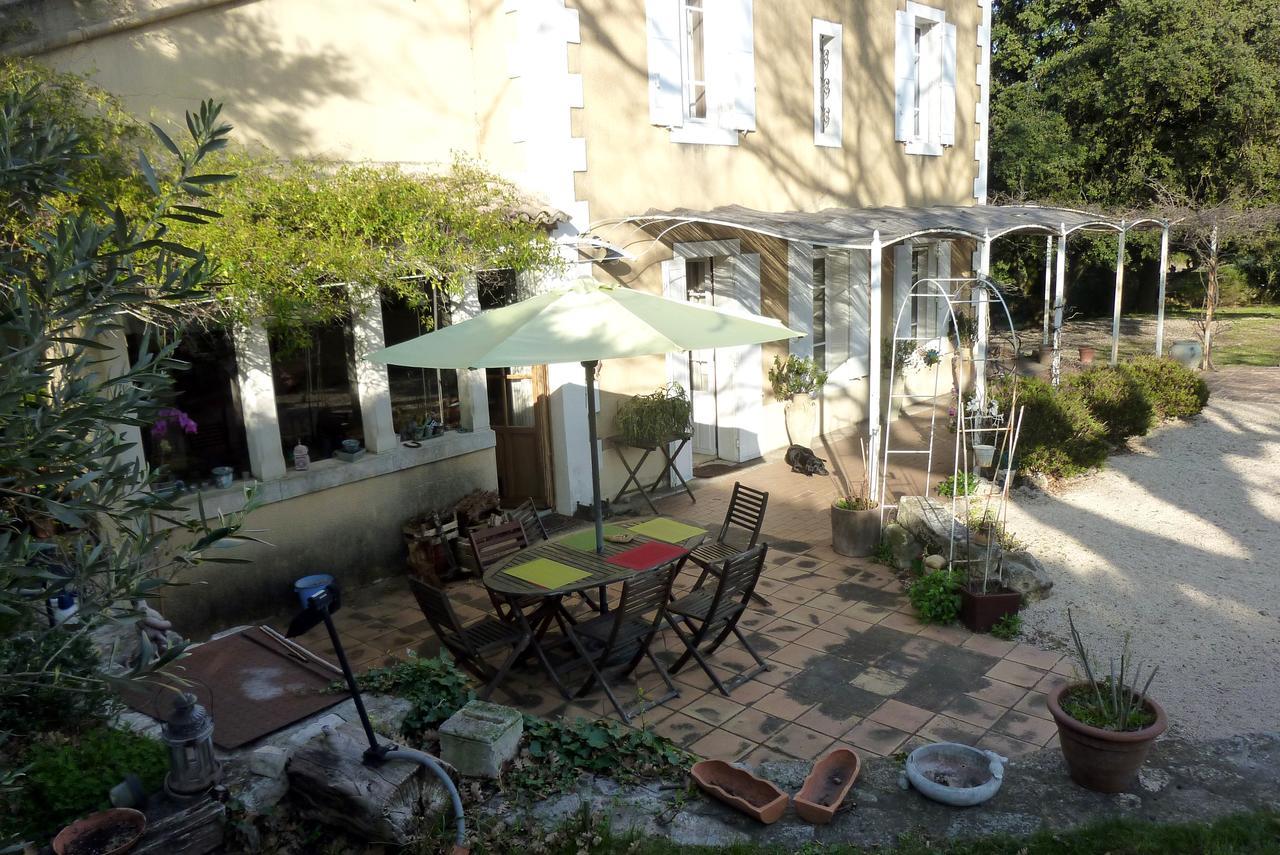 Le Fer En Ceze Bed and Breakfast Sabran Exteriör bild